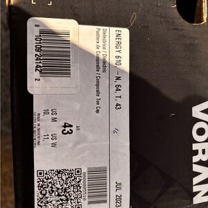 Energy 610 Black Sneakers for Men